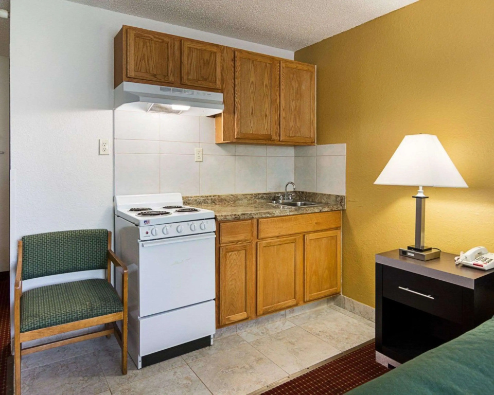Quality Inn Chesapeake - Greenbrier
