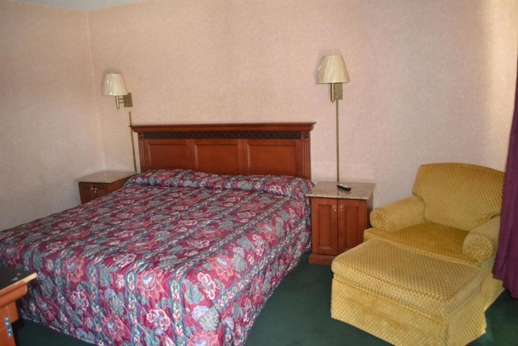 Budget Inn - Roxboro