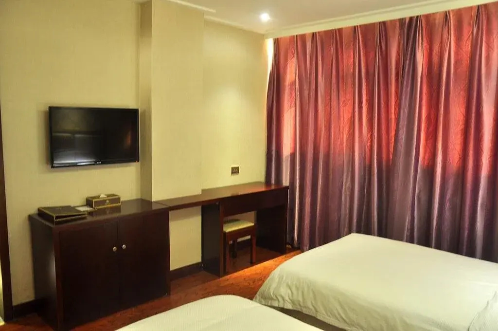 Yufujiang Fashion Business Hotel