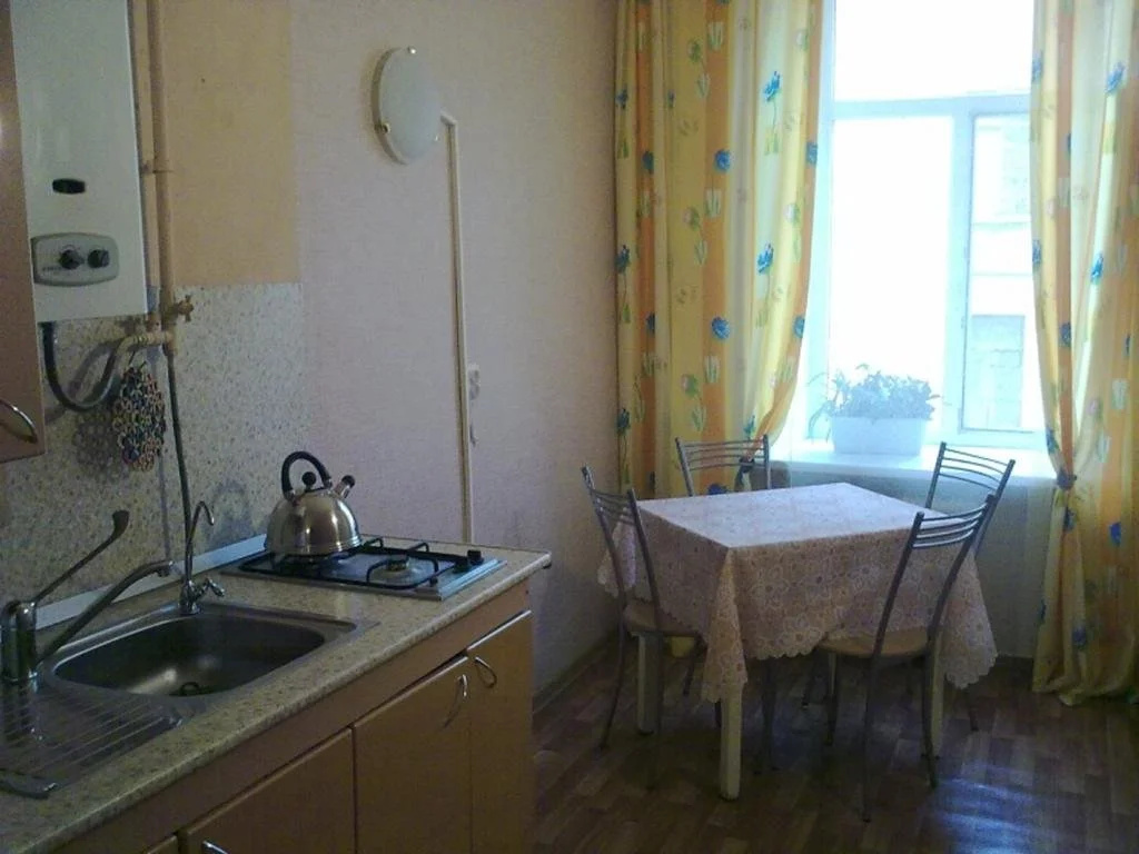 Apartment Kolomenskaya 11