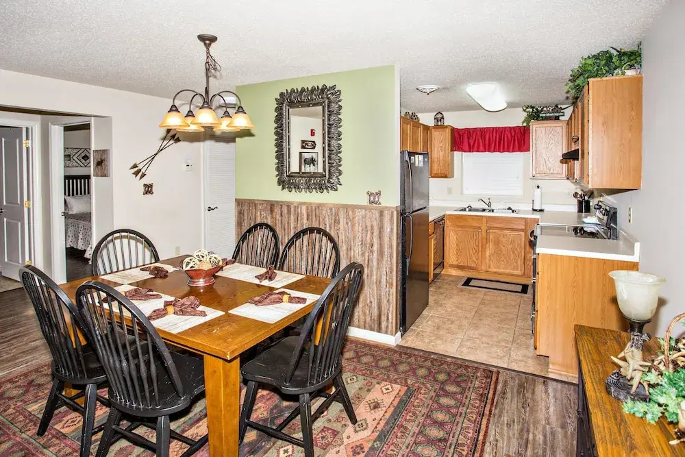 Cedar Lodge 704