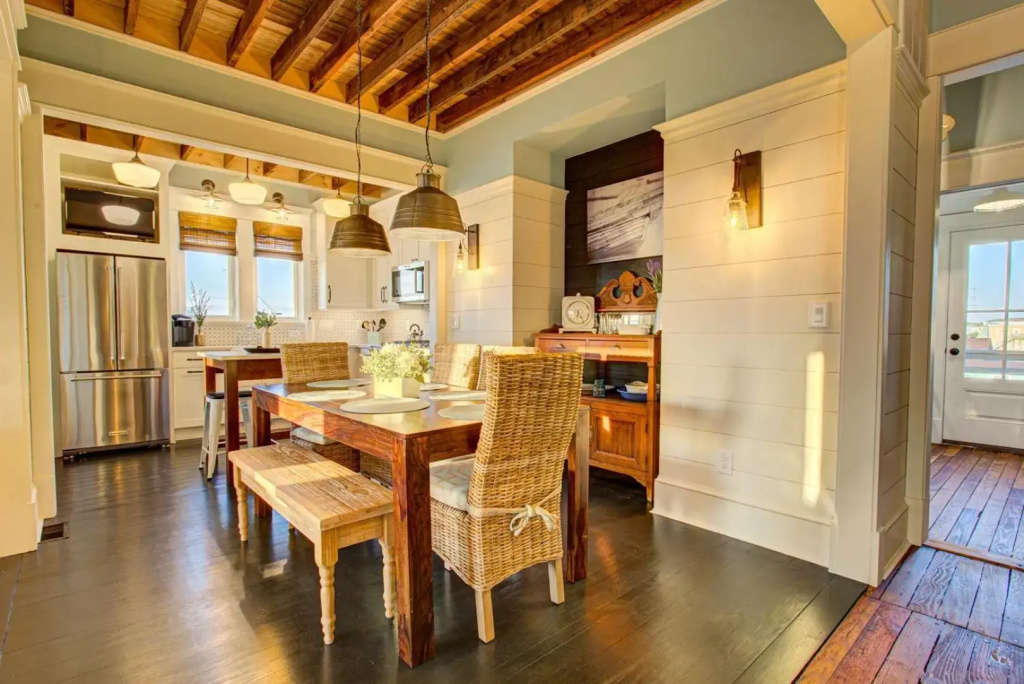 4115 - Coastal Cottage