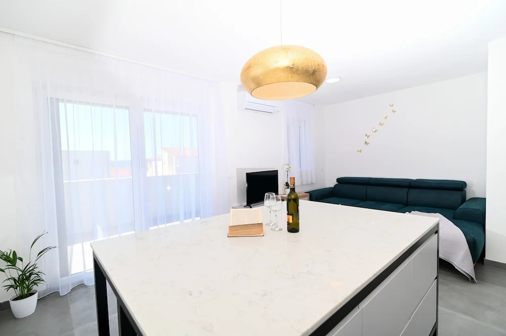 Laura apartment