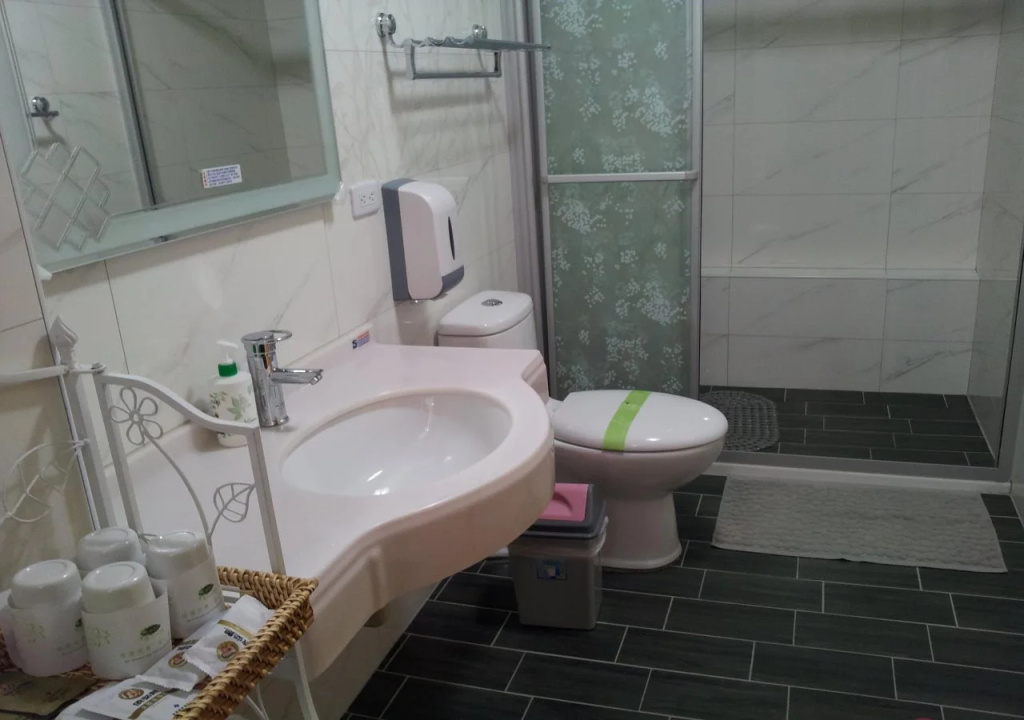 Pisces 82 Home B&B
