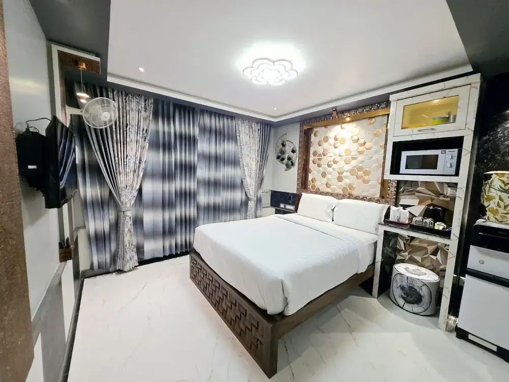 Beverly villa