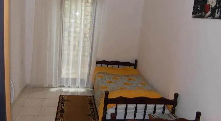 Apartments Mia Pag