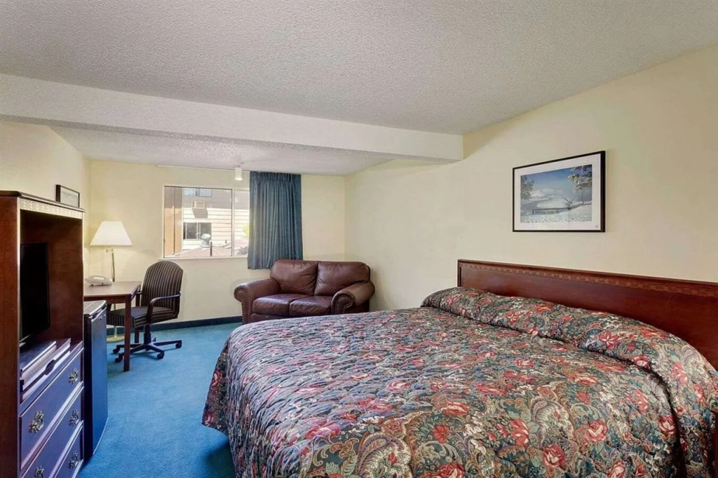 Affordable Inns Evanston