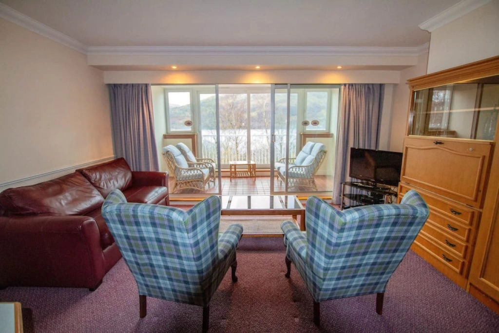 Loch Rannoch Highland Club Studio 08