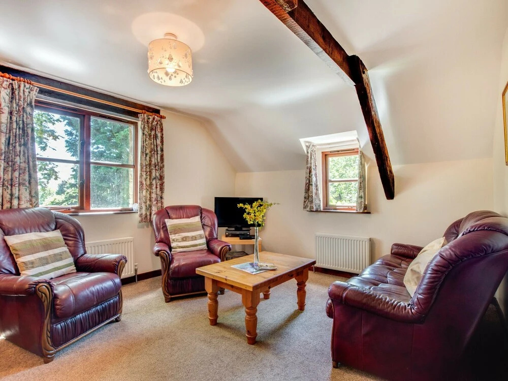 Characteristic Stone Farmhouse in Hilly Devon near Sea