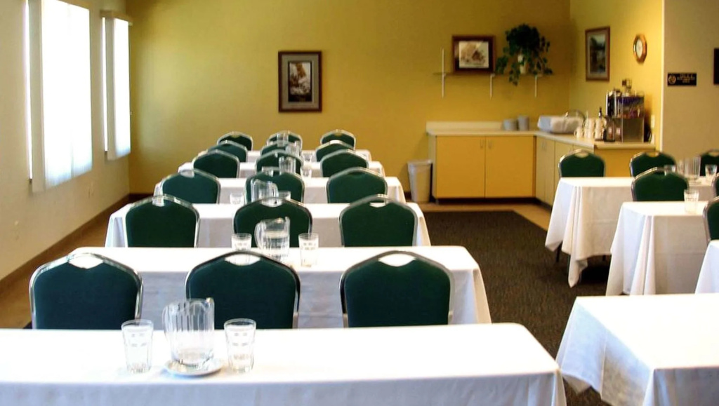 Broadway Inn Conference Center