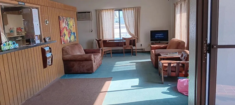 Scotwood Motel By OYO Washburn Nd
