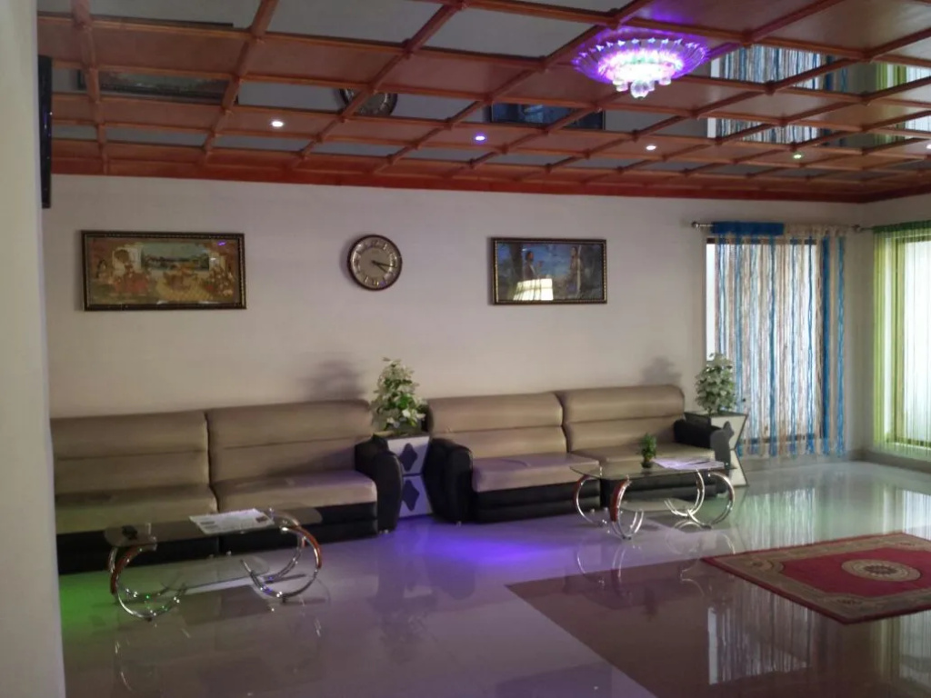 Alakkal Residency