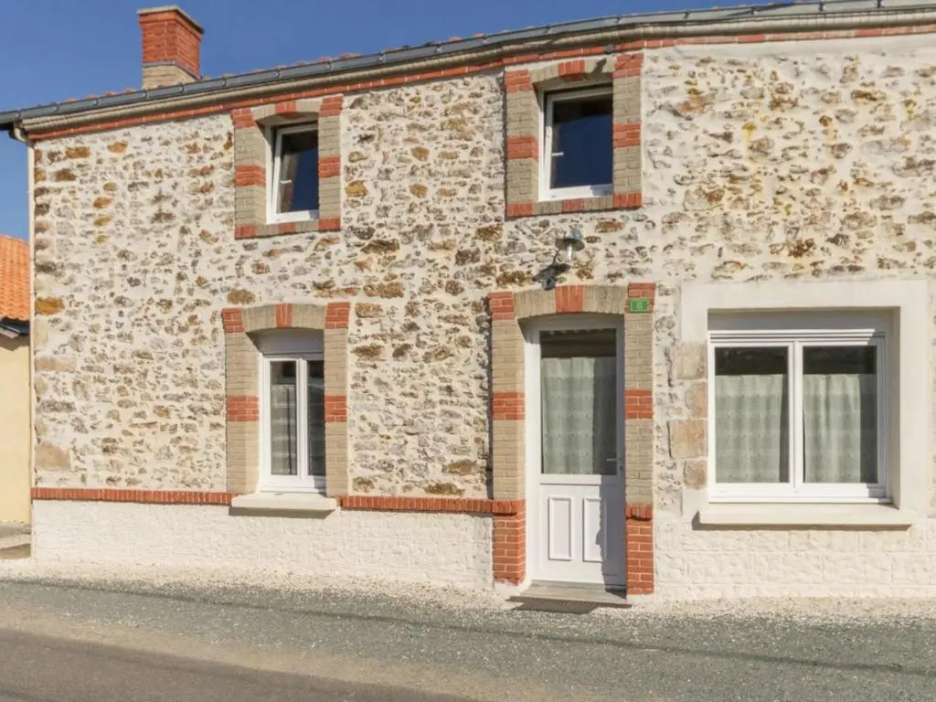 Gîte familial avec parc, jeux pour enfants et vélos, proche du Lac de Grand Lieu - FR-1-306-1040