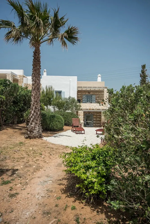 Eclectic island villa - gorgeous sea views, garden by VillaRentalsgr