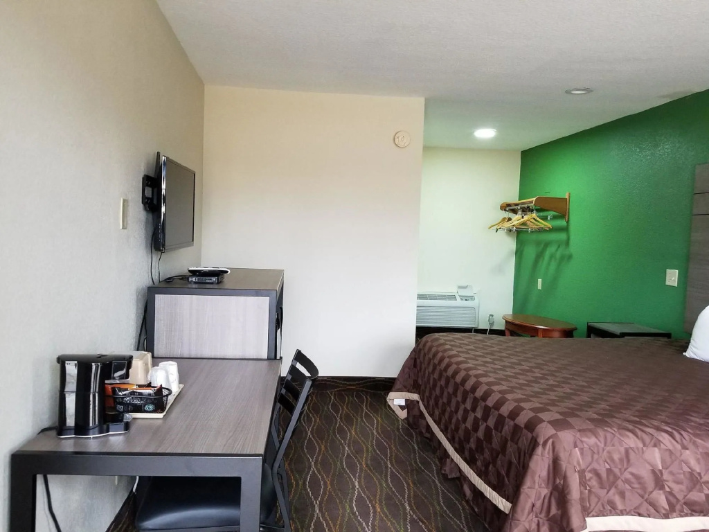 Americas Best Value Inn Alexandria