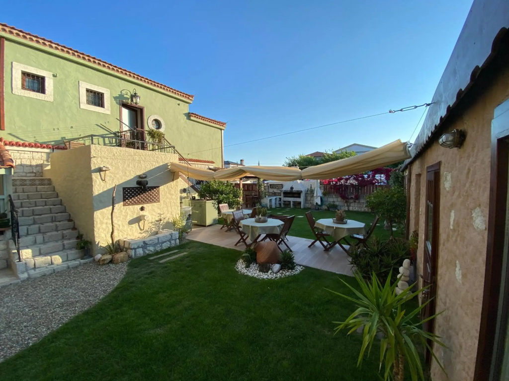 ZEVKLİLER ALAÇATI hotel