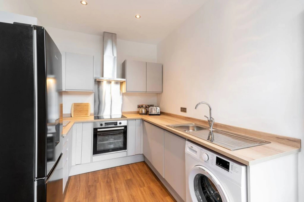 Bissets Bond - City Centre Warehouse Apartment