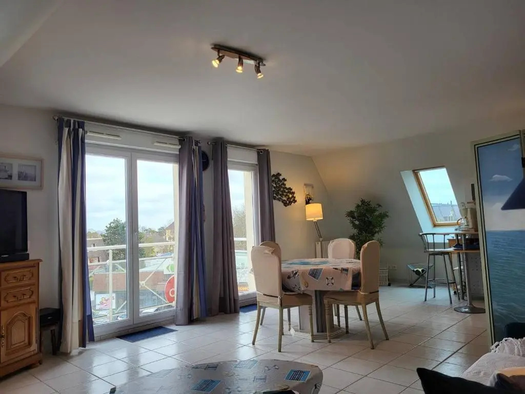 Appartement Merville-Franceville-Plage, 2 pièces, 4 personnes - FR-1-465-26