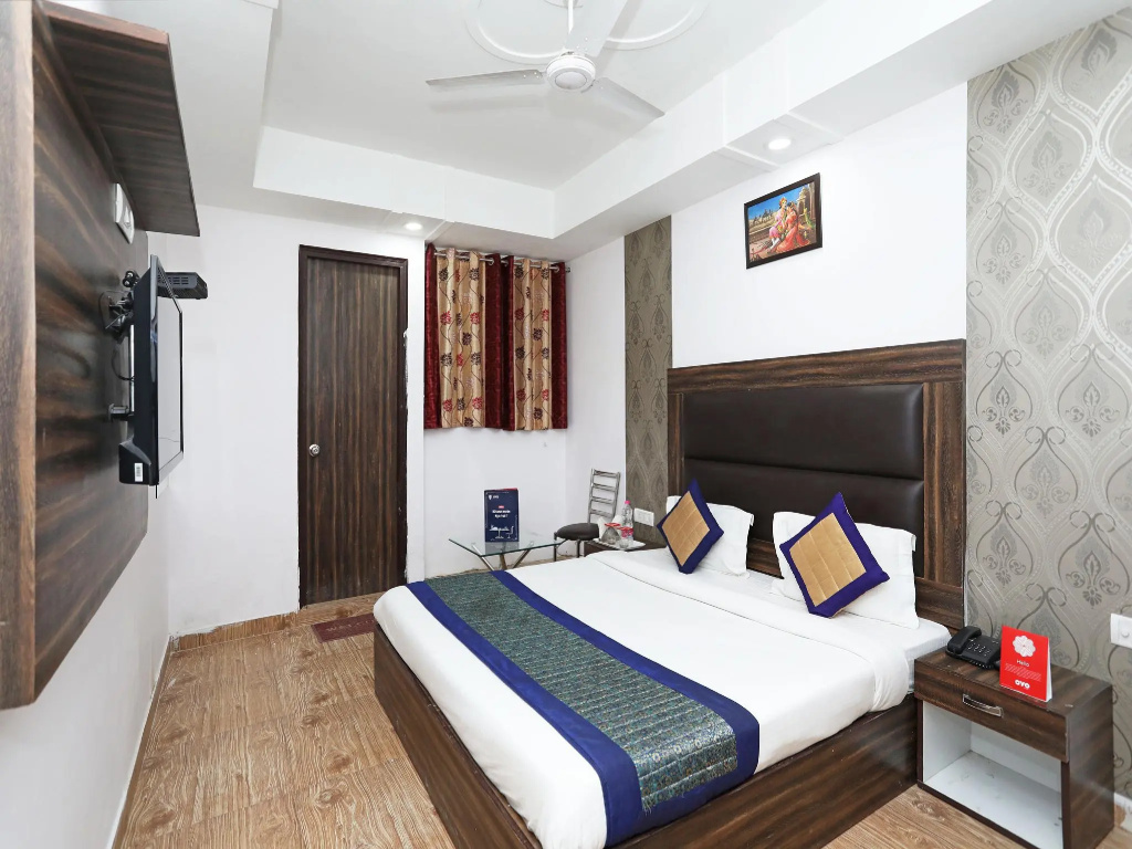 Hotel O RS Residency