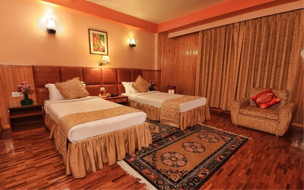 Yarlam Resort