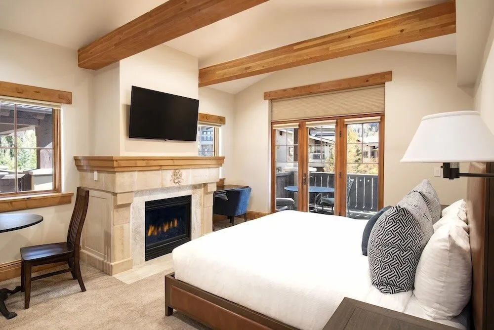 Four Bedroom Suite 3 King, 1 Queen Queen