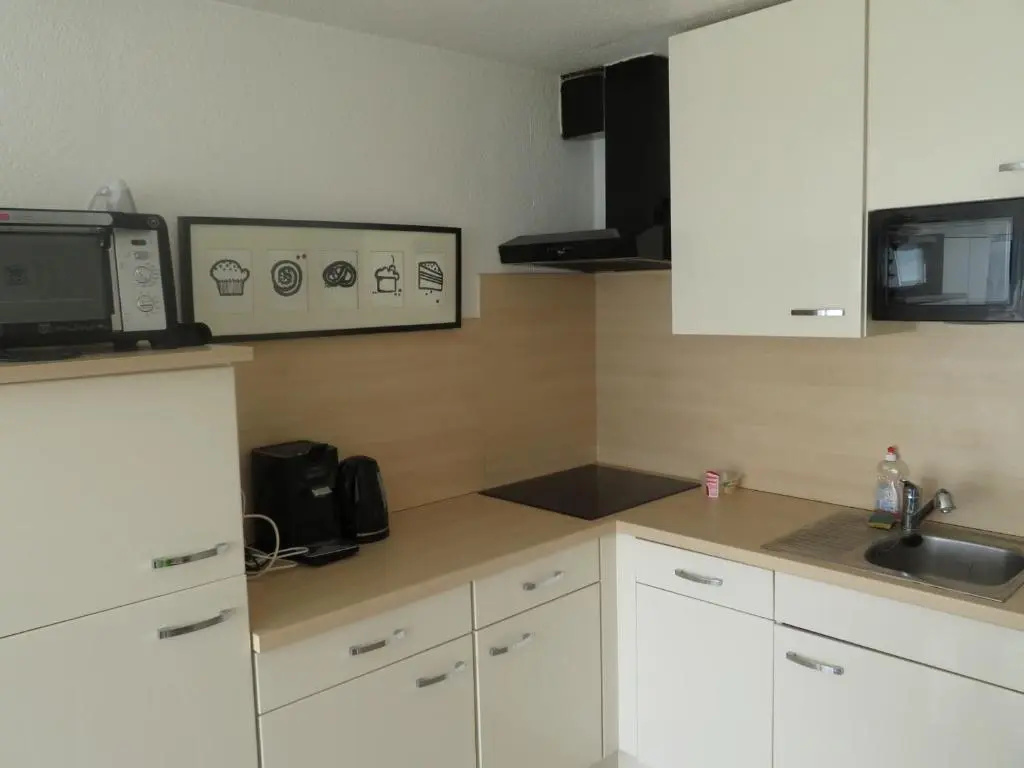 Appartement Sète, 1 pièce, 4 personnes - FR-1-338-366