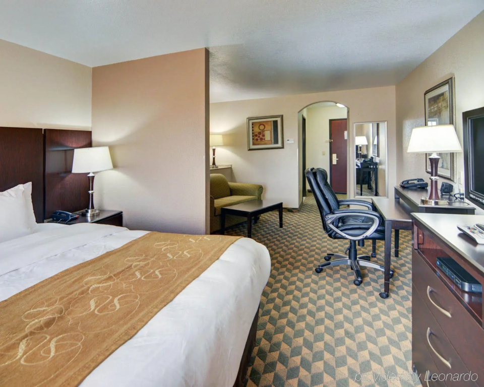 Comfort Suites Benbrook - Fort Worth Southwest