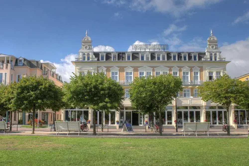SEETELHOTEL Ostseehotel das Entdeckerhotel an der Ostsee und der perfekte Startpunkt für Ihre Inselabenteuer
