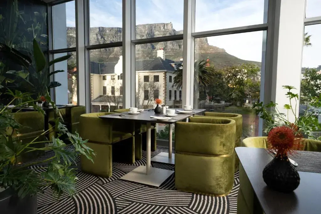 The Capital 15 on Orange Hotel & Spa
