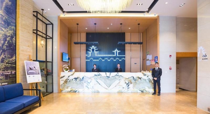 Atour Hotel Guiyang North Railway Station