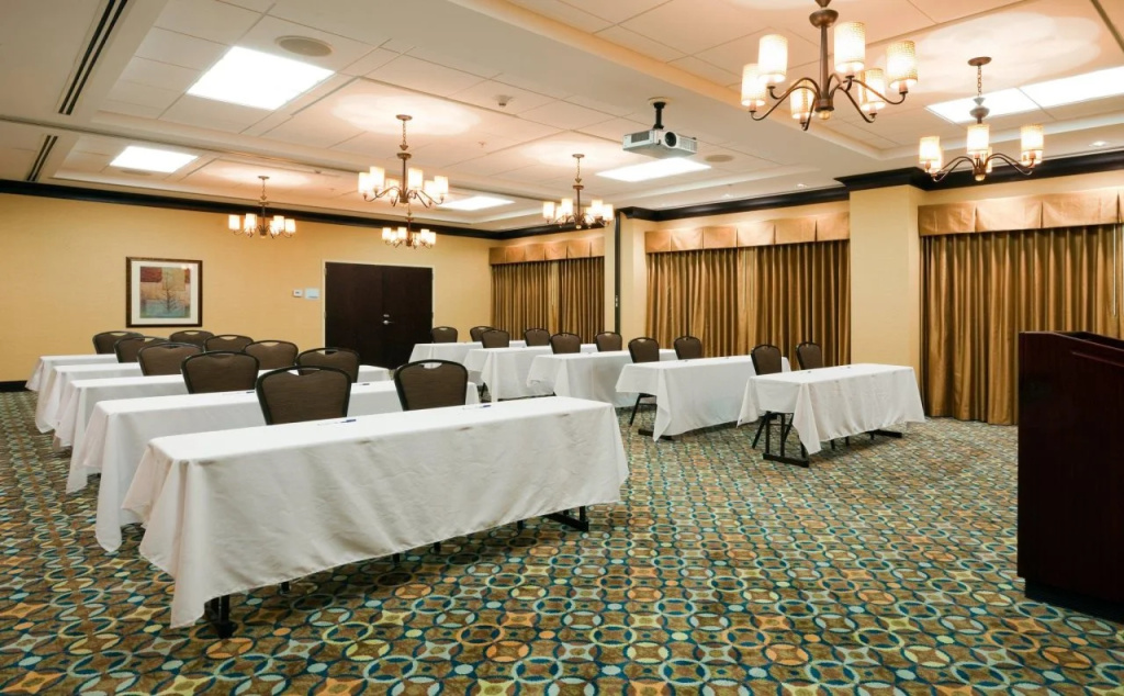 Holiday Inn Express Hotel & Suites Mobile Saraland by IHG