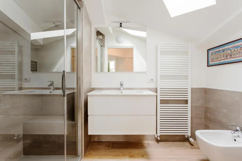 CanguroProperties - Nino Bixio