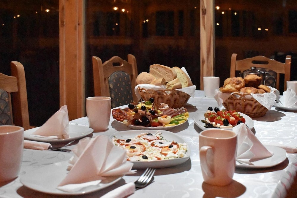 Tara Inn Resort