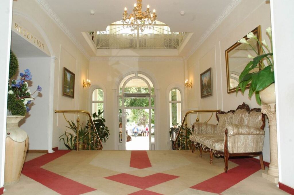 Гранд Отель