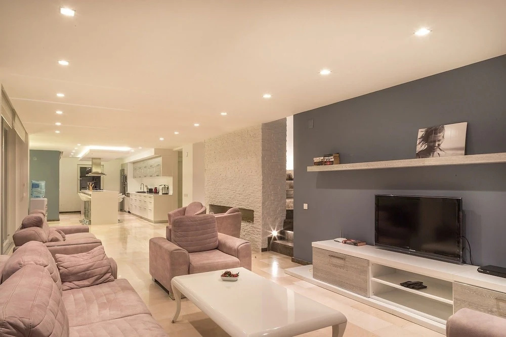 Villa Avon