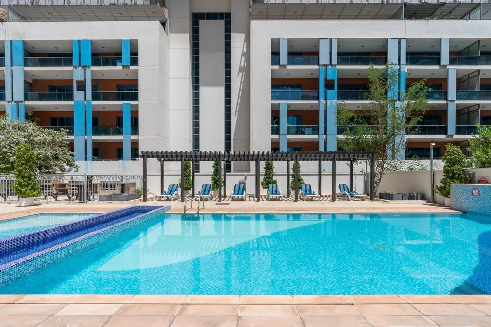GLOBALSTAY. Marina Residences. Pool, Gym