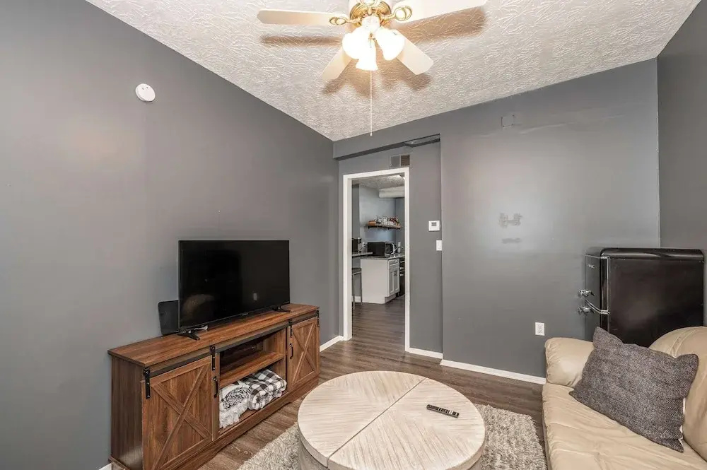 Monmouth Loft 4
