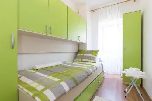 Holiday Home Mery by El-Pi Tours