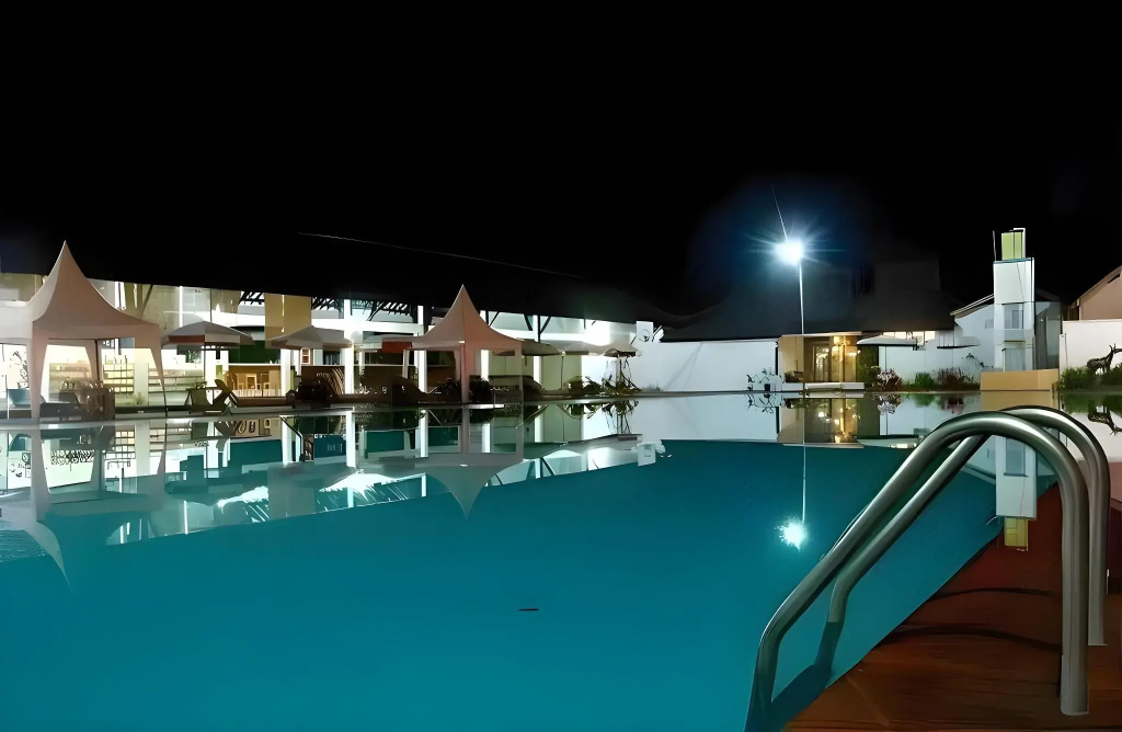 New Surya Hotel