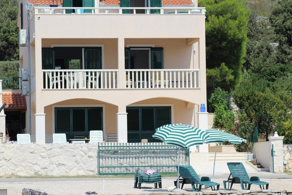 Beach Apartments Rogoznica