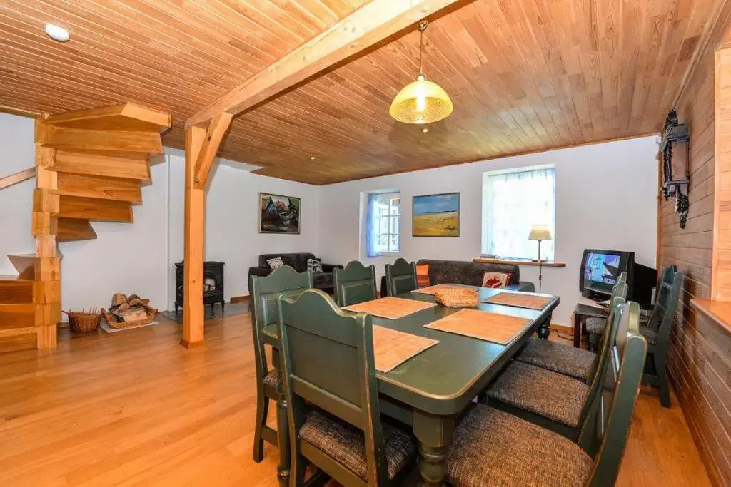 Apartamentas ''Jūratė'' 6-8 asmenims su sauna, privačiu kiemeliu prie jachtklubo.