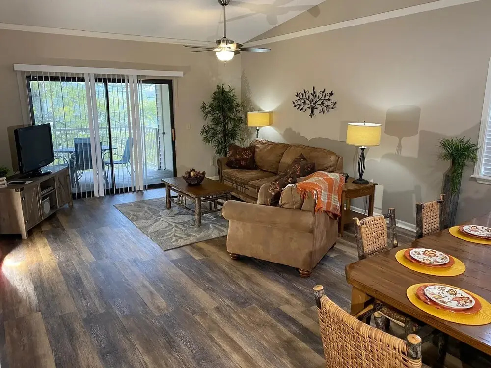 Foothills C-19 in Branson