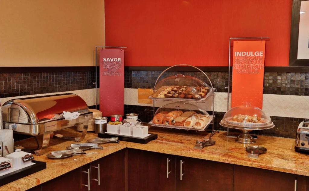 Hampton Inn Chicago-Naperville