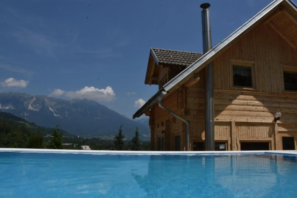 Planika Holiday Home