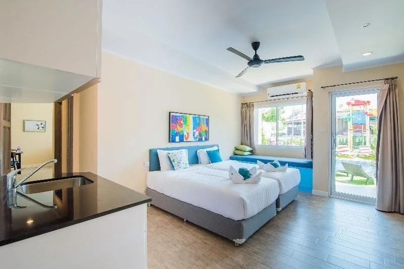 Surf & Sand Resort