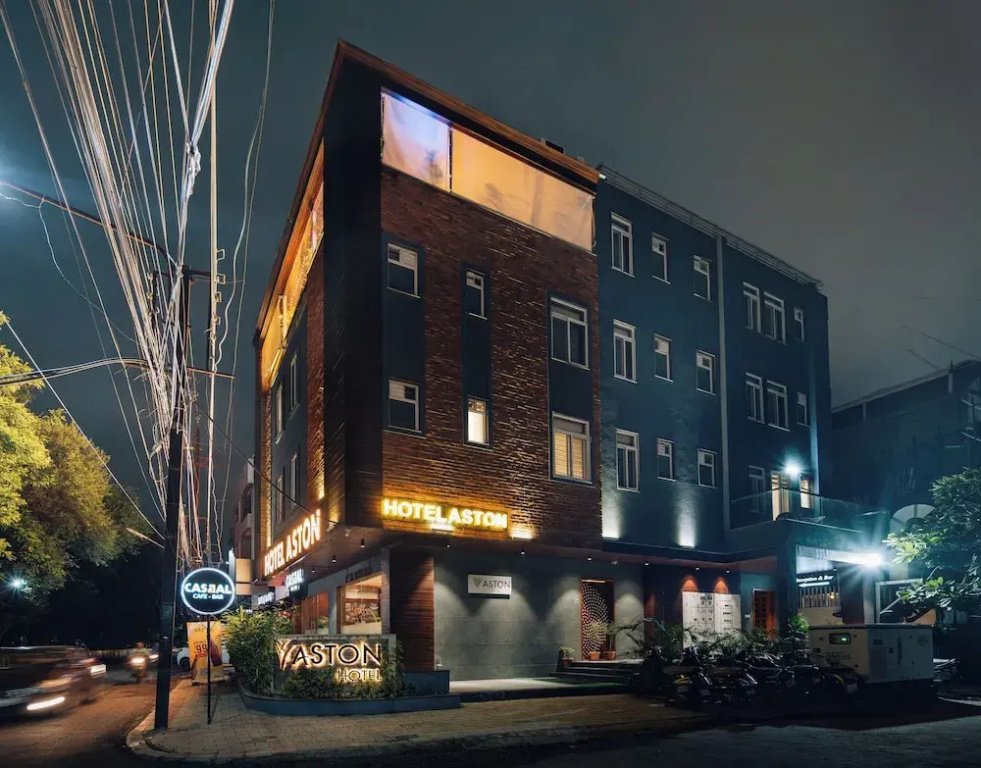 Hotel Aston