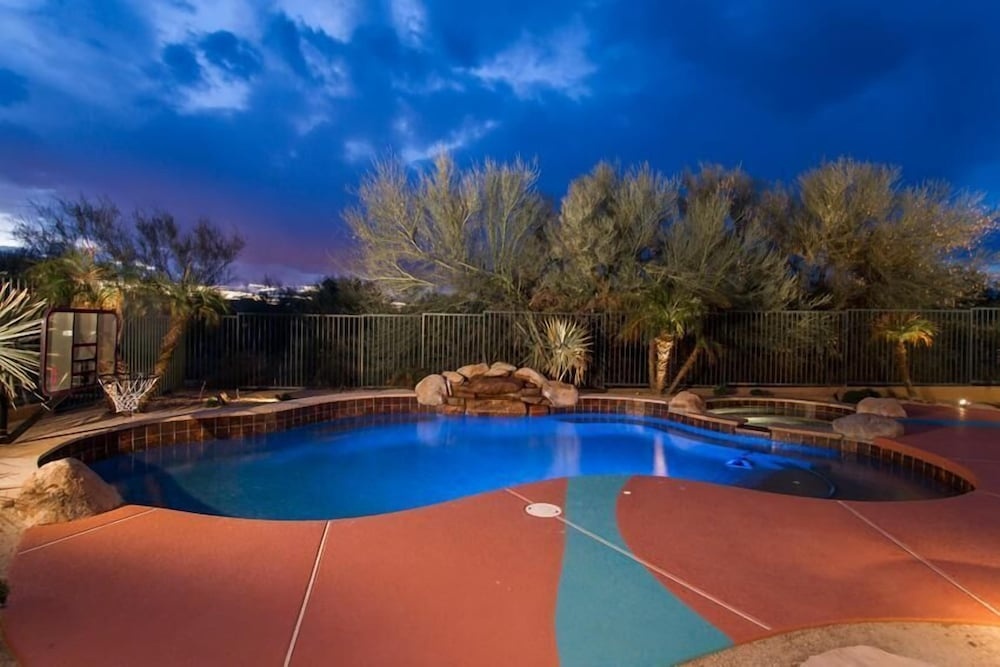 Sonoran Desert Retreat By Signature Vacation Rentals