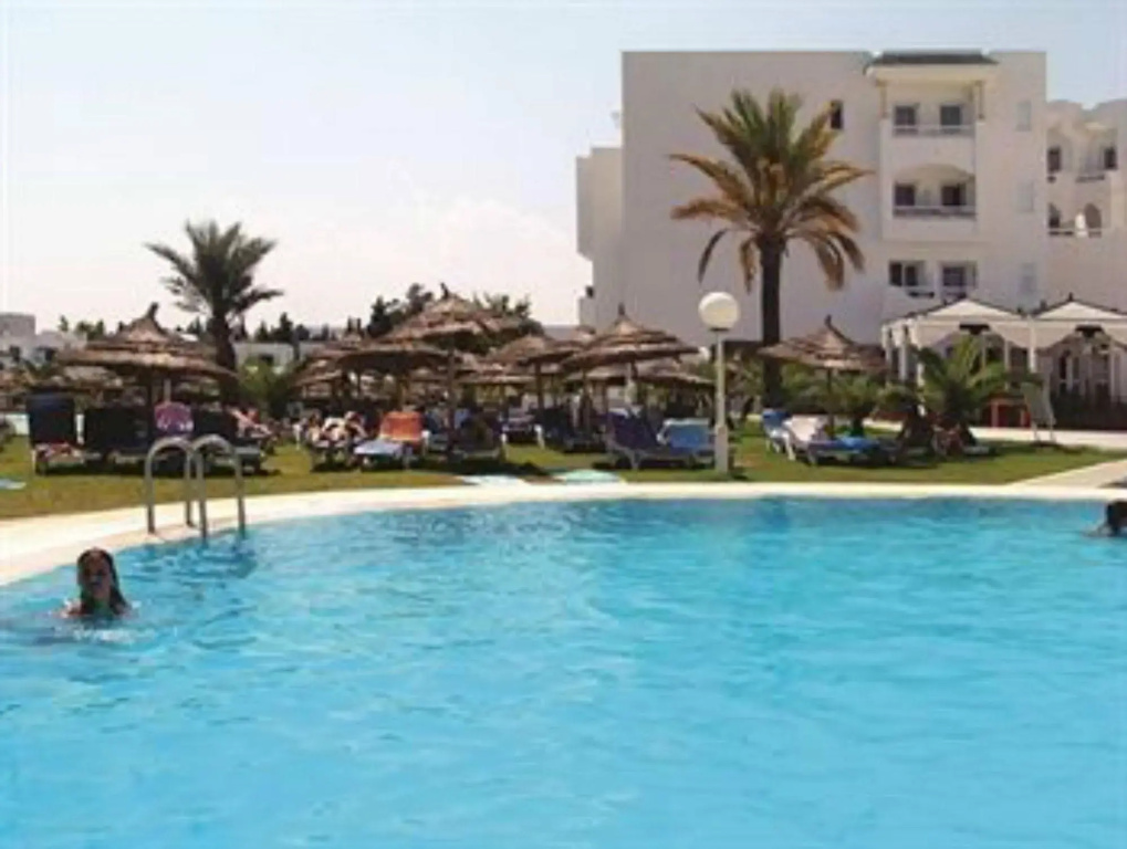 Kinza Hotel
