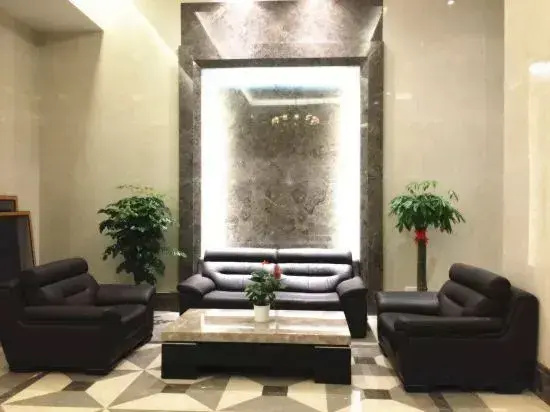 Shanghai Bubble Apartment (Songjiang University Town Subway Station)