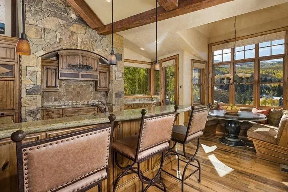 Snowmass Pine Crest